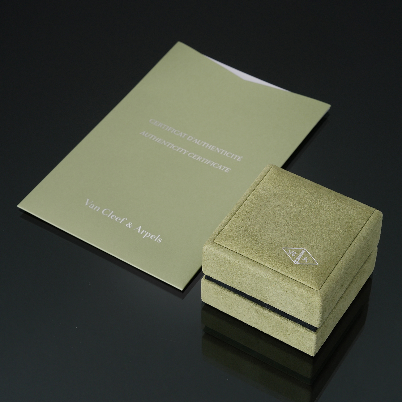 VAN CLEEF & ARPELS(USED)반클리프 빼를리 비즈링 #55